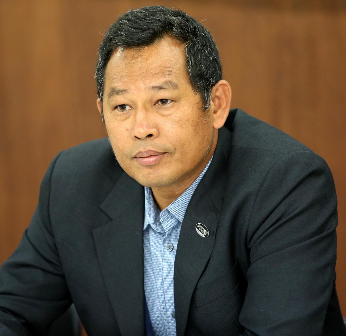 Dr. Maung Zarni  (or Zar Ni)